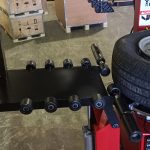 Q142 pneumatic wheel lift